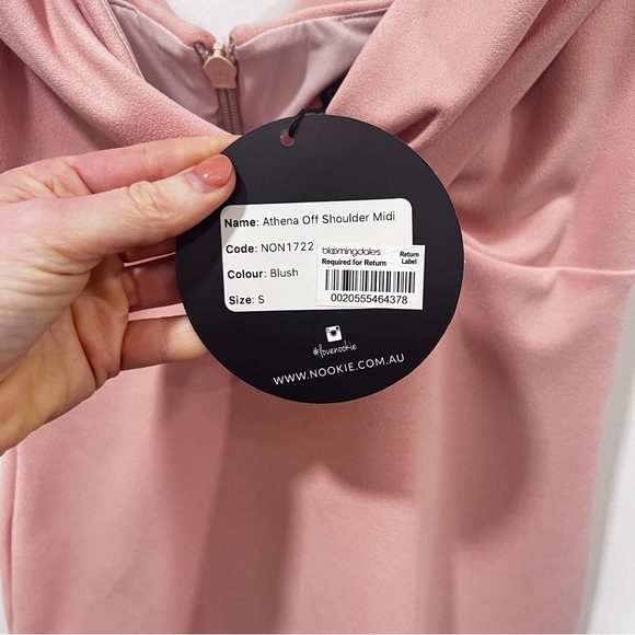 Nookie - NWT - ATHENA OFF SHOULDER
MIDI Blush Pink Size small - Picture 5 of 11